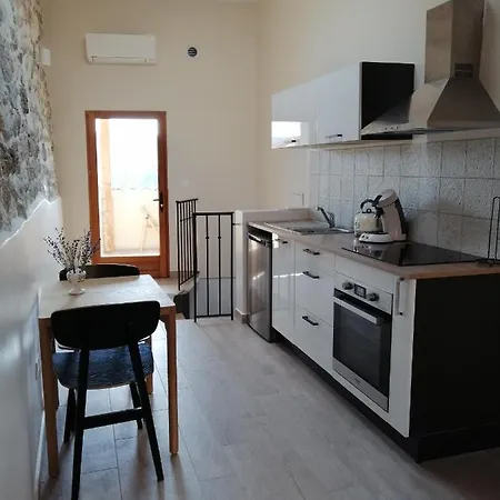 Zofia - T2 En Duplex Avec Terrasse 아파트 무스티에생마리